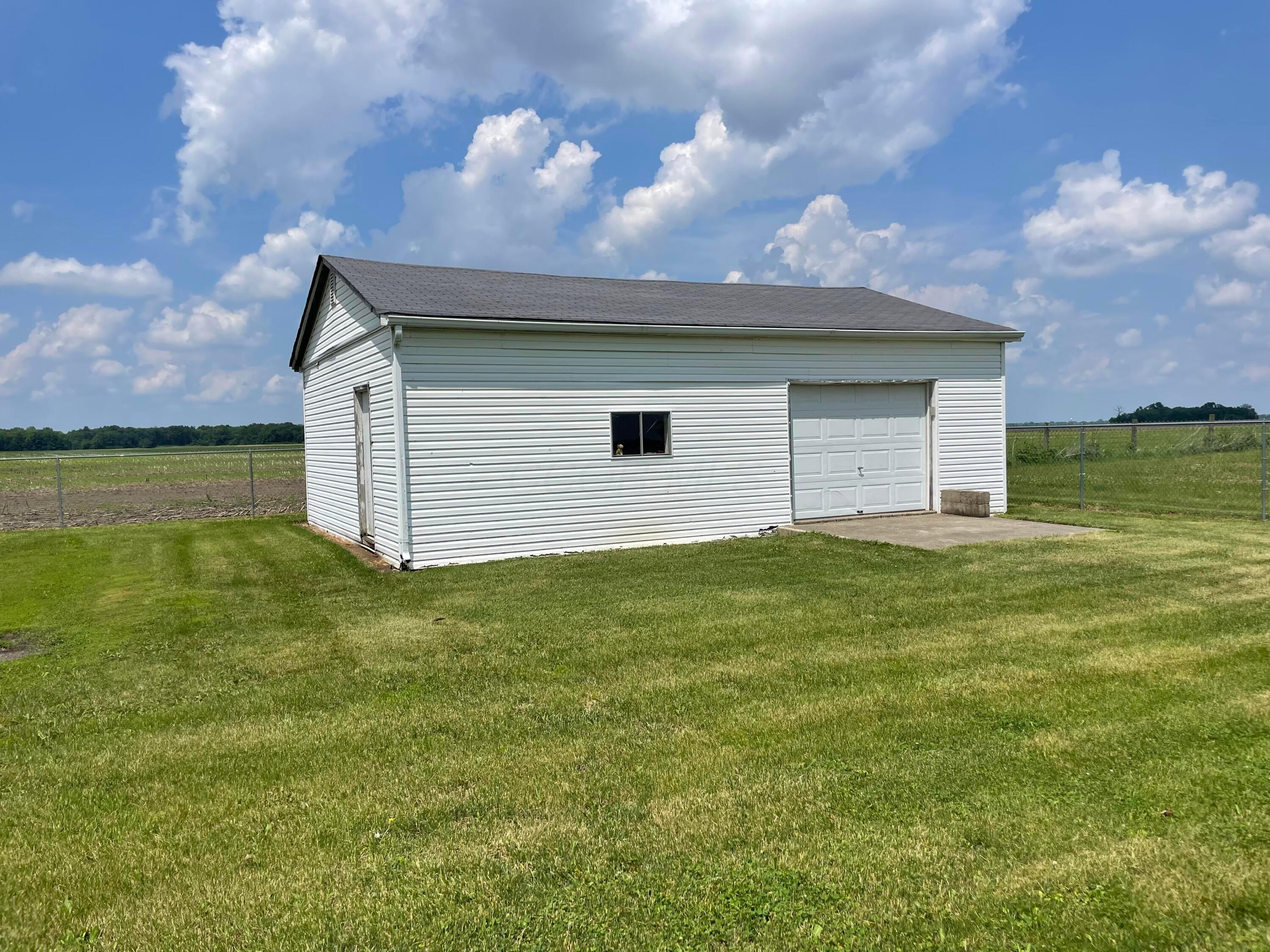 9639 Cook Yankeetown Road Northeast Mount Sterling, OH 43143 - Photo 8 of 9