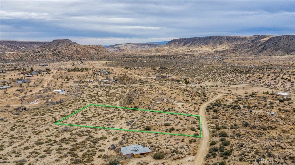 52500 Riverside Drive Pioneertown, CA 92268 - Photo 20 of 23 a view of a sky view