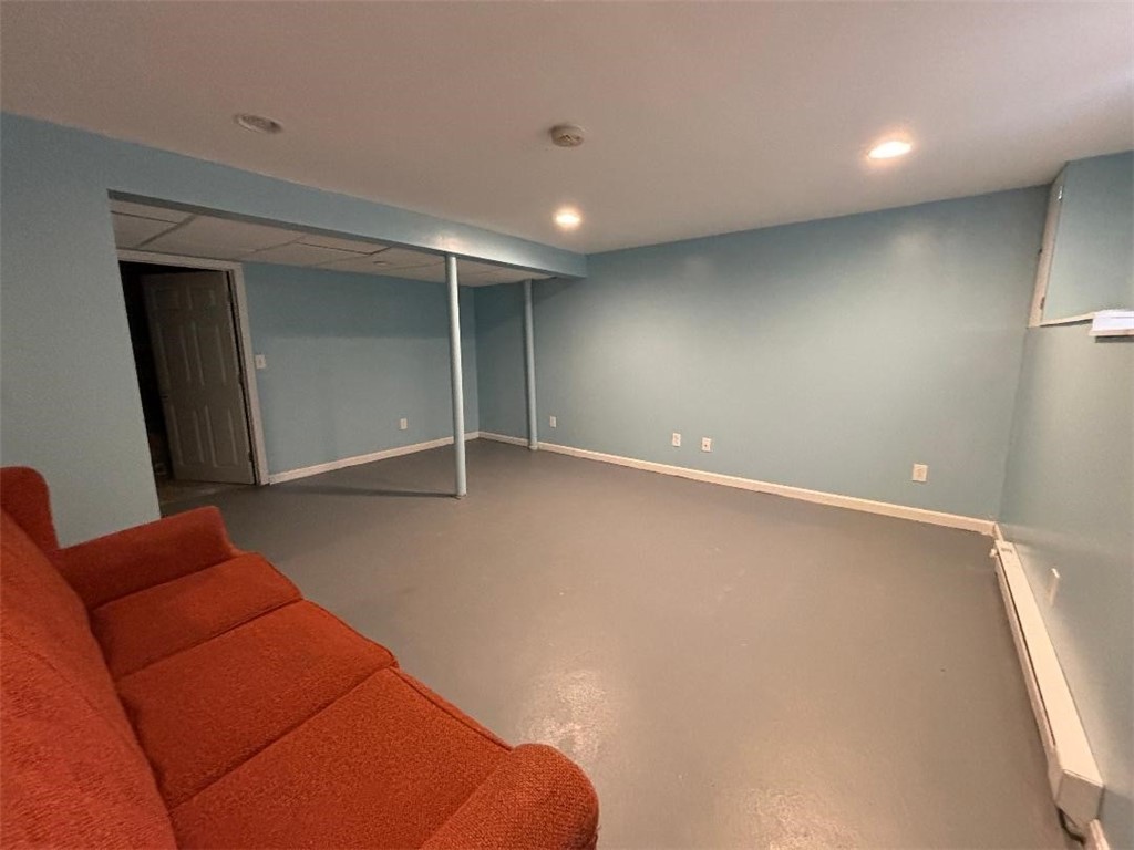 75 Hemlock Road South Kingstown, RI 02879 - Photo 25 of 32