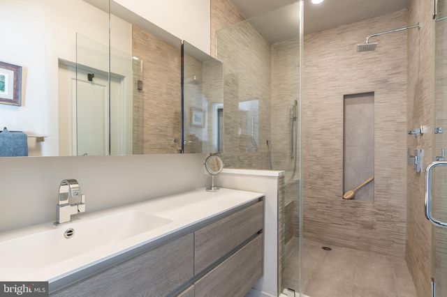 $1,140,000 | 64 U Street Northwest, Unit 2, Washington, DC 20001