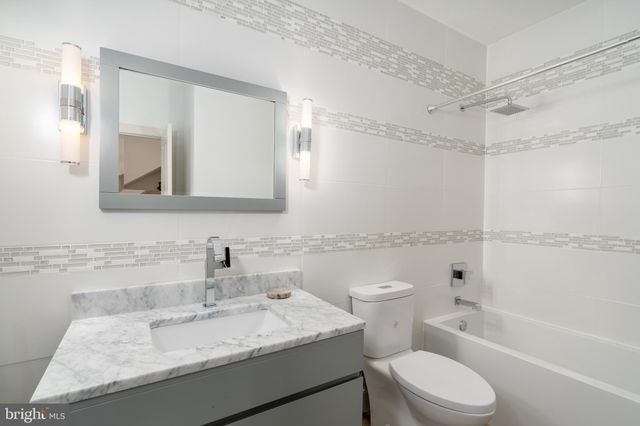 $1,140,000 | 64 U Street Northwest, Unit 2, Washington, DC 20001