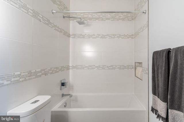 $1,140,000 | 64 U Street Northwest, Unit 2, Washington, DC 20001