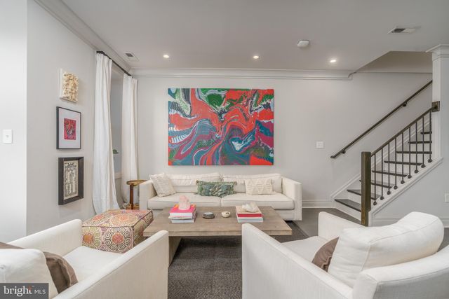 $1,140,000 | 64 U Street Northwest, Unit 2, Washington, DC 20001