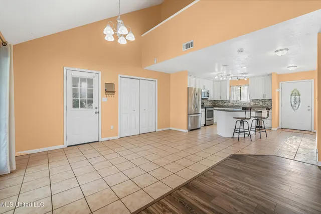 $289,000 | 109 South Wright Avenue, Long Beach, MS 39560