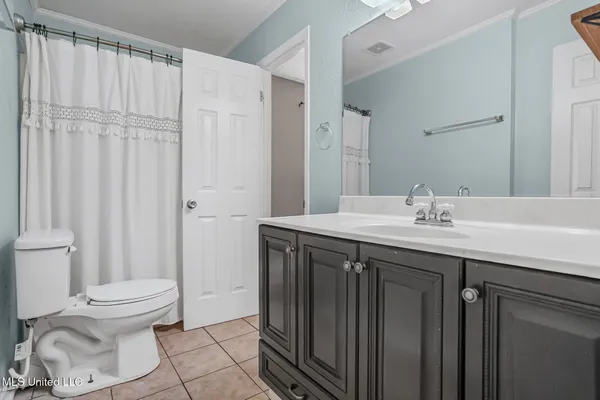 $279,000 | 109 South Wright Avenue, Long Beach, MS 39560