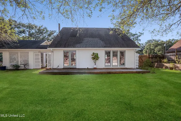 $279,000 | 109 South Wright Avenue, Long Beach, MS 39560