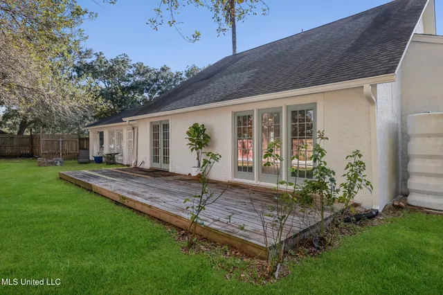 $289,000 | 109 South Wright Avenue, Long Beach, MS 39560