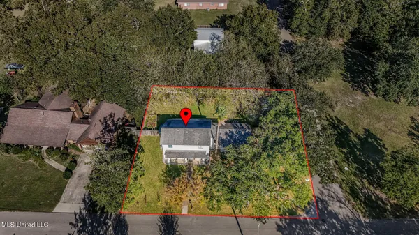 $279,000 | 109 South Wright Avenue, Long Beach, MS 39560