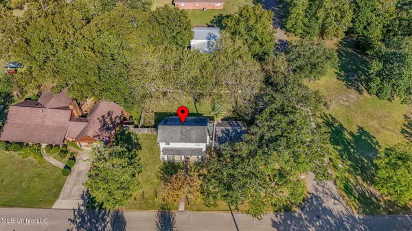 $279,000 | 109 South Wright Avenue, Long Beach, MS 39560