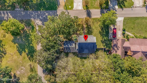 $279,000 | 109 South Wright Avenue, Long Beach, MS 39560