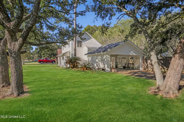 $289,000 | 109 South Wright Avenue, Long Beach, MS 39560