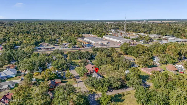 $279,000 | 109 South Wright Avenue, Long Beach, MS 39560