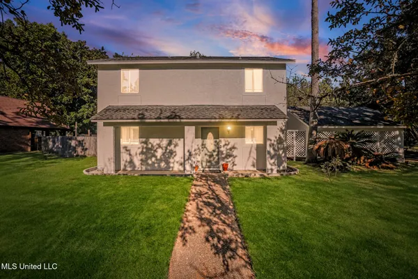 $279,000 | 109 South Wright Avenue, Long Beach, MS 39560