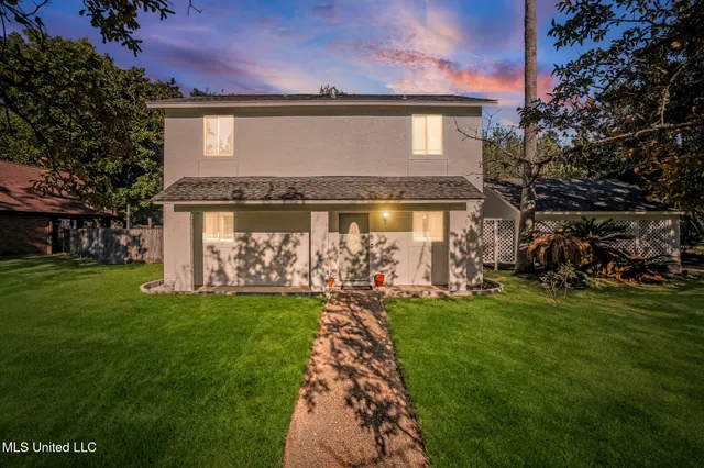 $289,000 | 109 South Wright Avenue, Long Beach, MS 39560