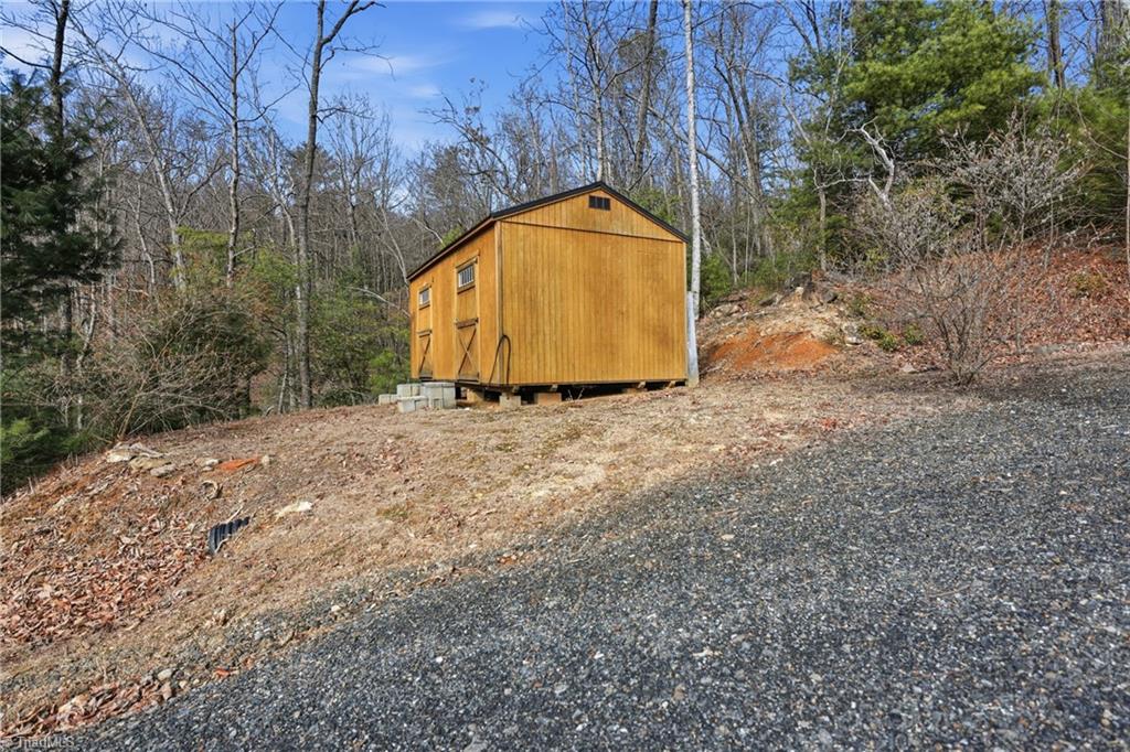 840 Summit Ridge Road Purlear, NC 28665 - Photo 18 of 26