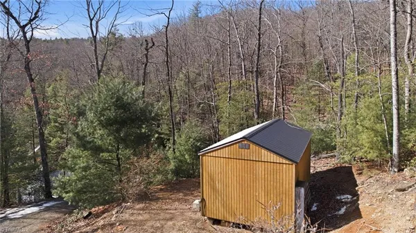 $179,000 | 840 Summit Ridge Road, Purlear, NC 28665