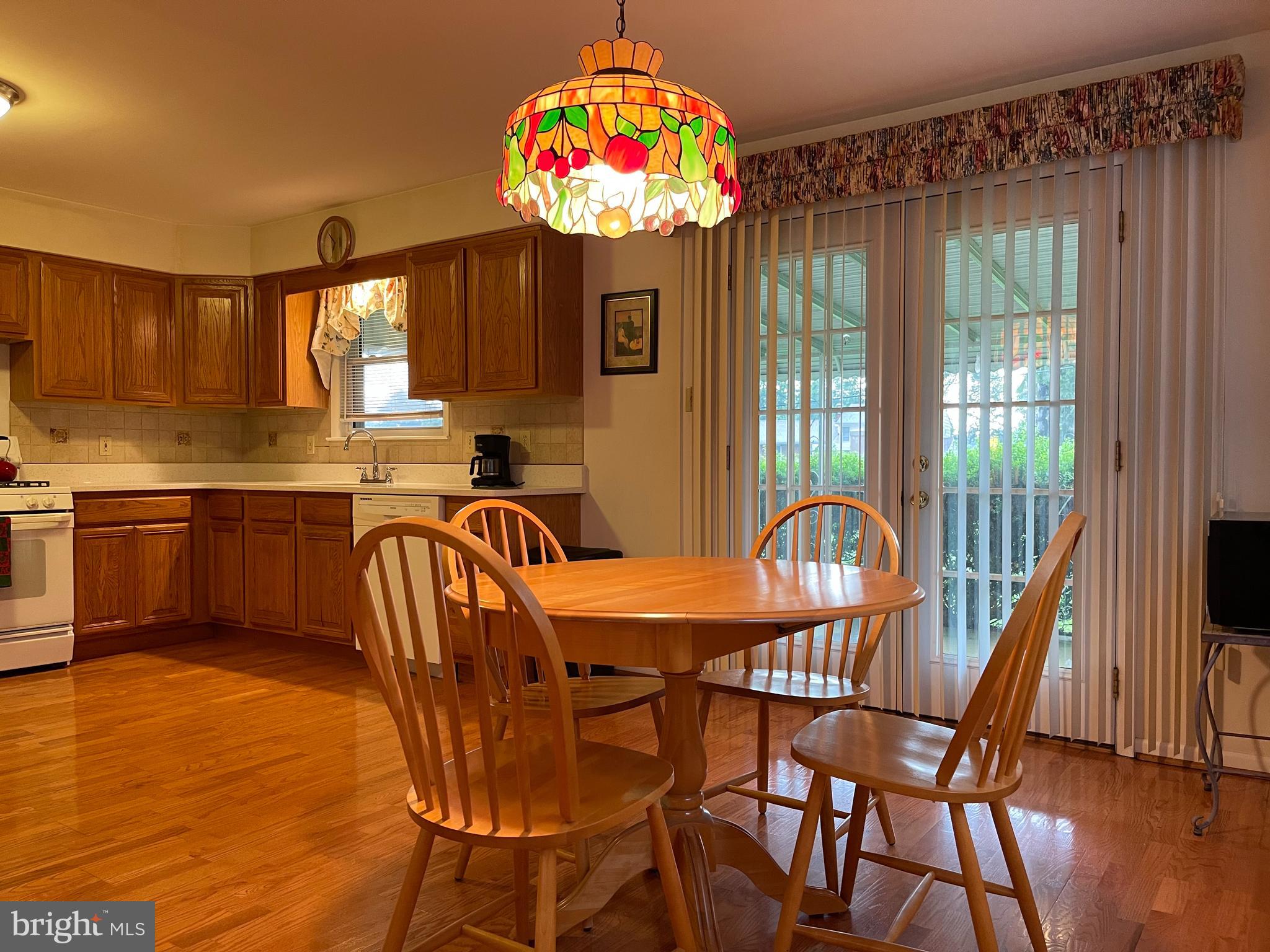 312 Candlewood Road Broomall, PA 19008 - Photo 7 of 17 Gallery Image 7