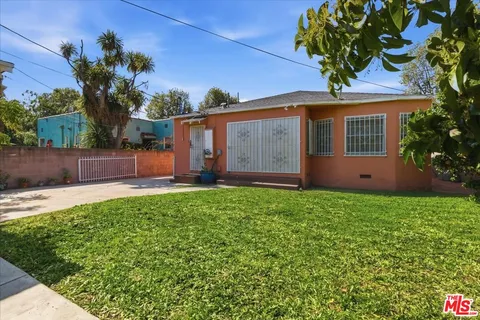 $899,999 | 3810 Olmsted Avenue, Los Angeles, CA 90008