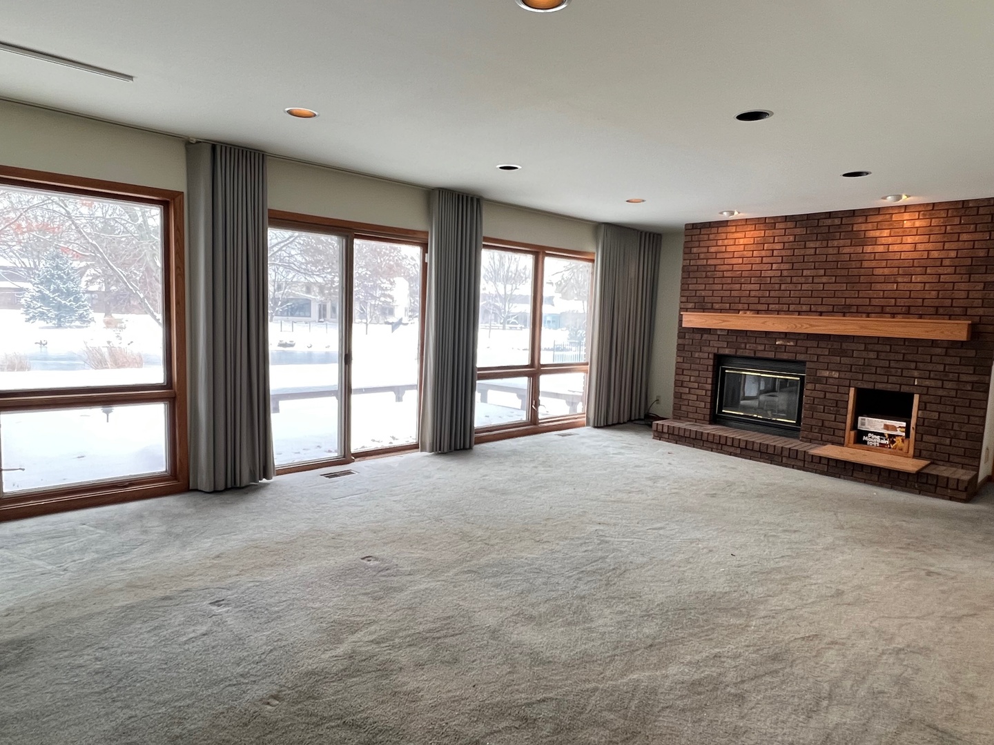 2006 South Staley Road Champaign, IL 61822 - Photo 11 of 19