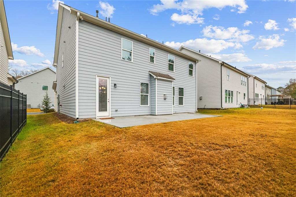 639 Tigers Eye Terrace Kennesaw, GA 30144 - Photo 34 of 36 a view of a backyard