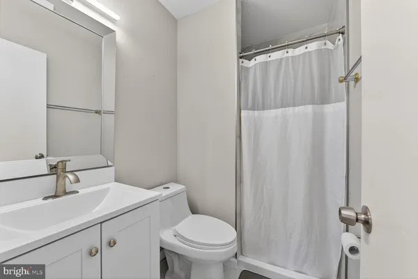 $760,000 | 2972 Valera Court, Vienna, VA 22181