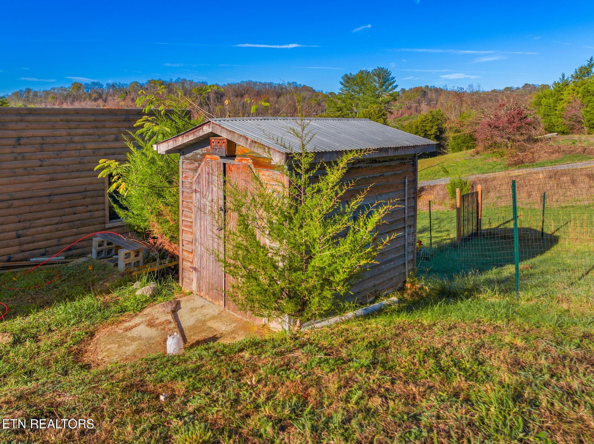522 Zion Hill Road Sevierville, TN 37876 - Photo 34 of 50 034-522ZionHillRoad-Sevierville-TN-37876
