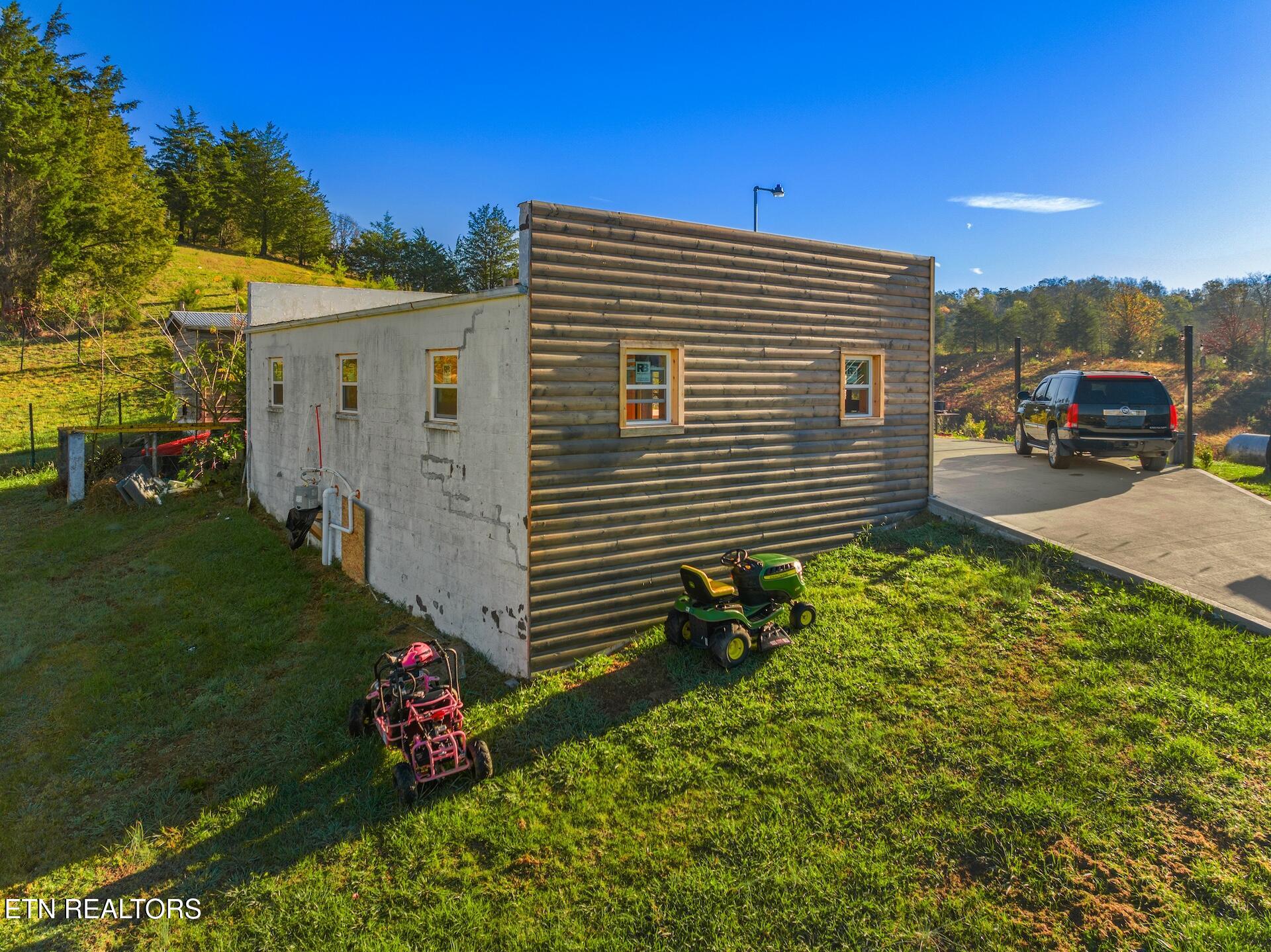 522 Zion Hill Road Sevierville, TN 37876 - Photo 36 of 50 036-522ZionHillRoad-Sevierville-TN-37876