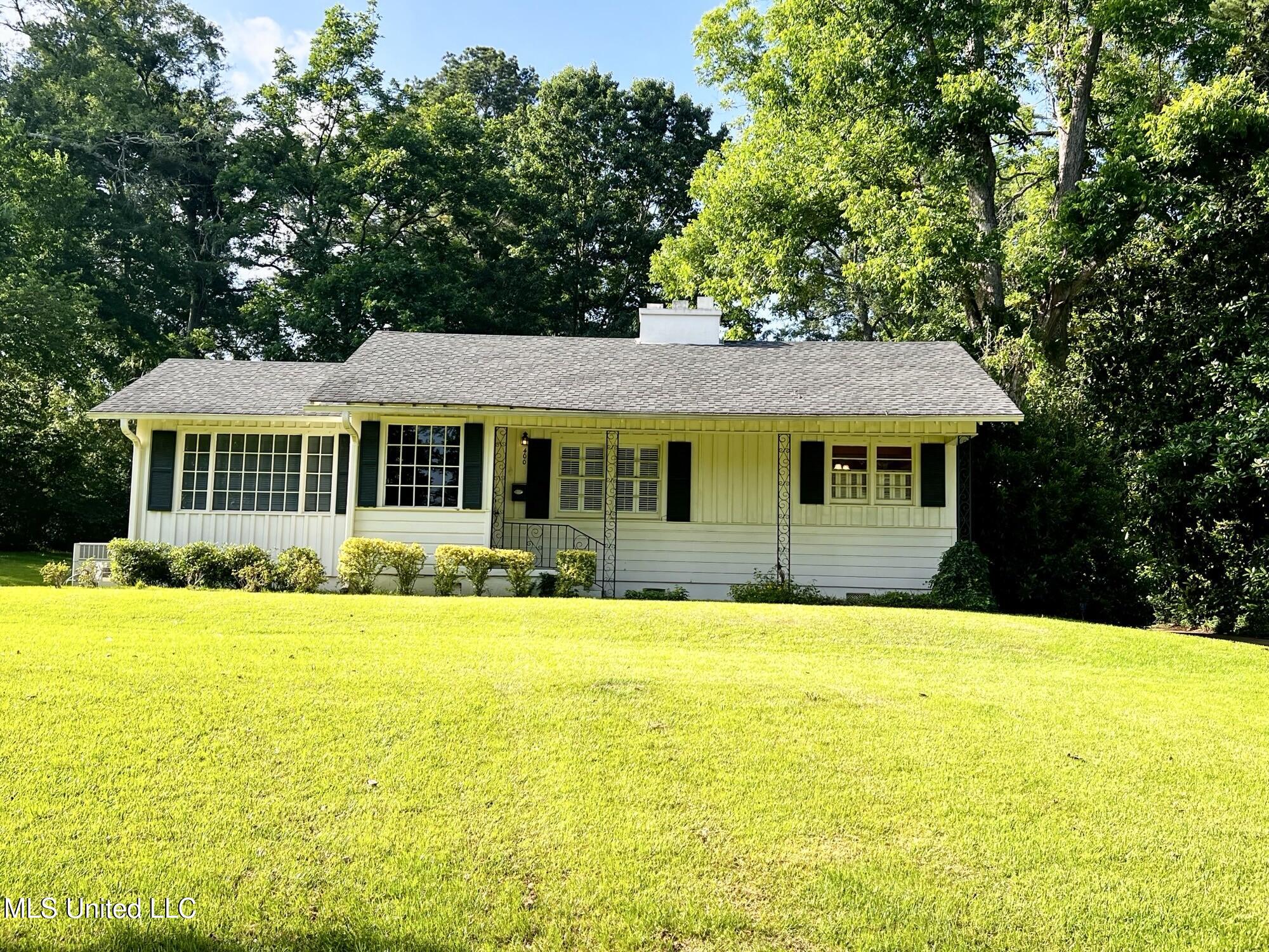 400 Spring Street Lexington, MS 39095 - Photo 1 of 45 IMG_1628