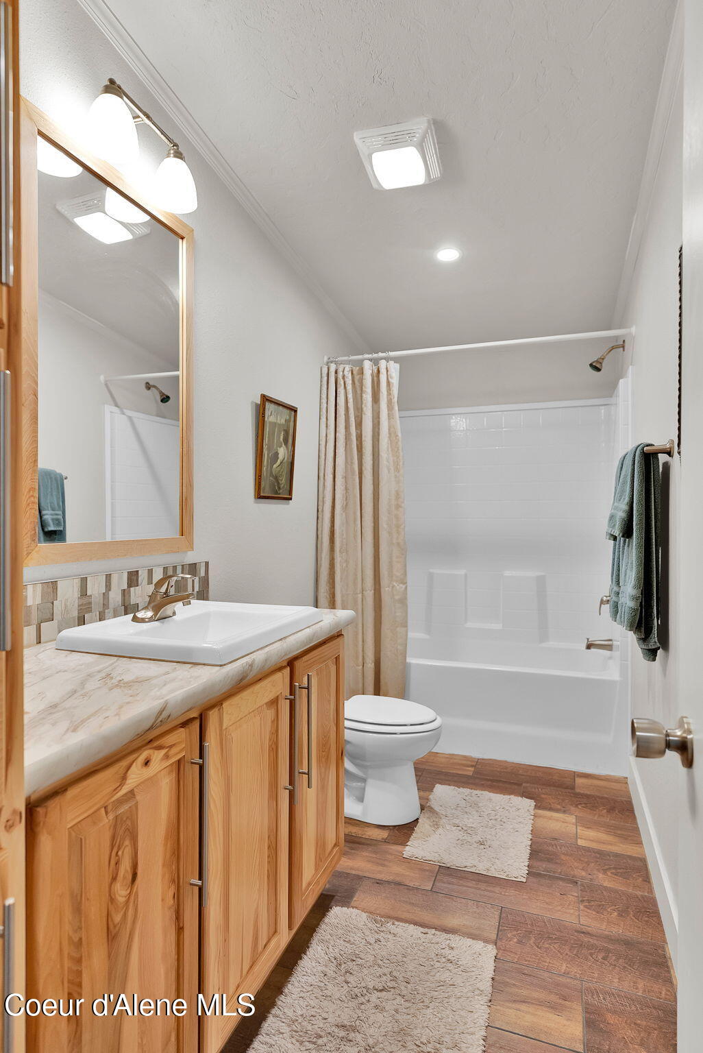 241 Promised Ridge Priest River, ID 83856 - Photo 17 of 58 Bathroom 2