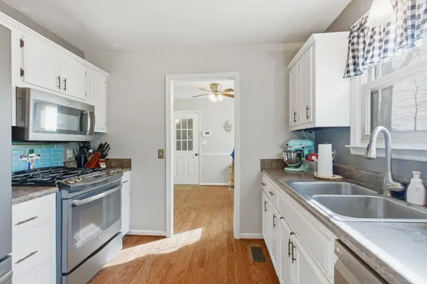 $365,000 | 4004 South Breckenridge Court, Springfield, TN 37172