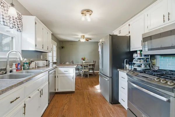 $365,000 | 4004 South Breckenridge Court, Springfield, TN 37172