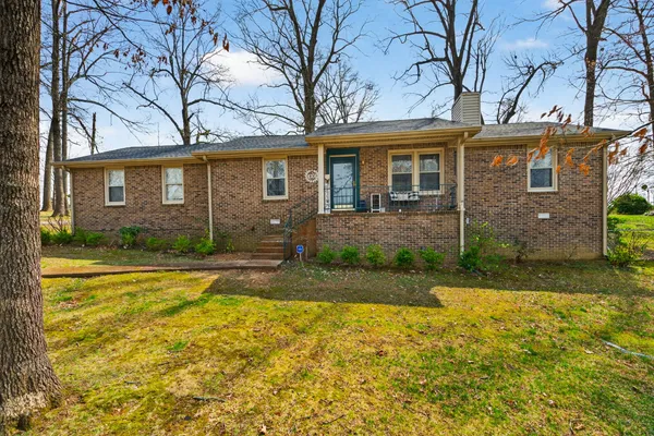 $365,000 | 4004 South Breckenridge Court, Springfield, TN 37172