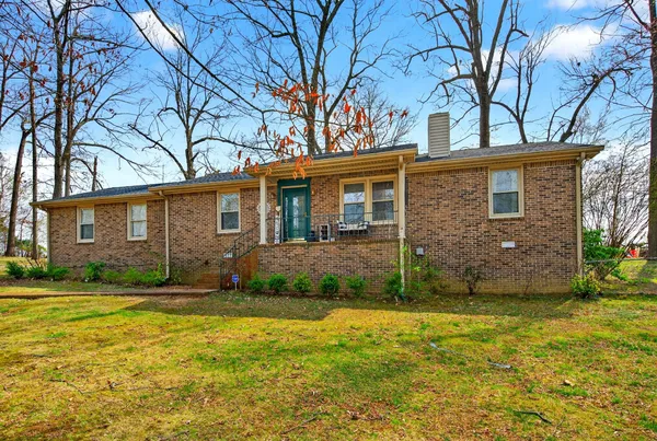 $365,000 | 4004 South Breckenridge Court, Springfield, TN 37172