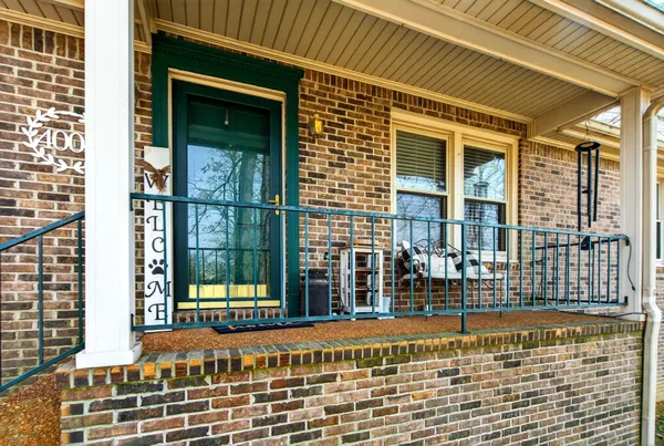 $365,000 | 4004 South Breckenridge Court, Springfield, TN 37172