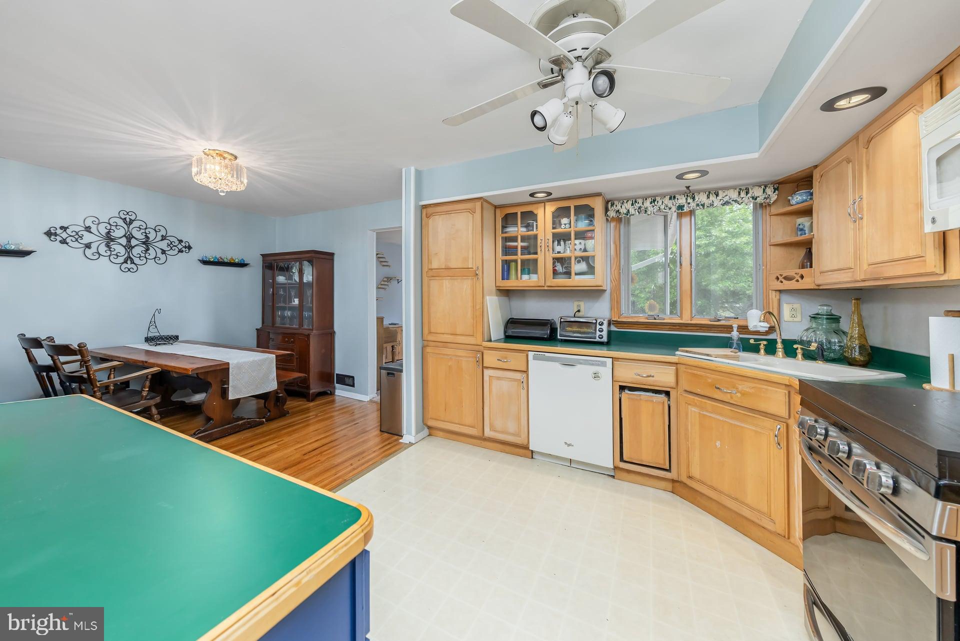 58 Haines Mill Road Delran, NJ 08075 - Photo 8 of 20