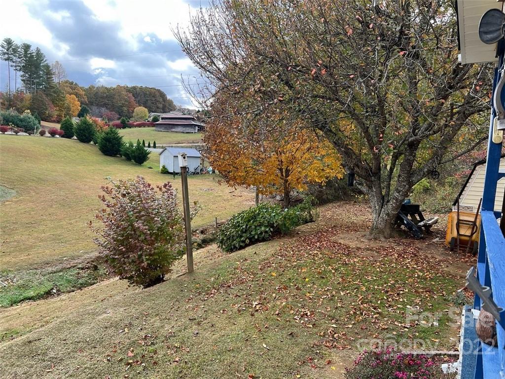 396 Jacobs Road Bryson City, NC 28713 - Photo 22 of 43 a view of a street with large trees