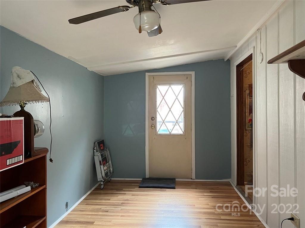 396 Jacobs Road Bryson City, NC 28713 - Photo 26 of 43 a view of an entryway