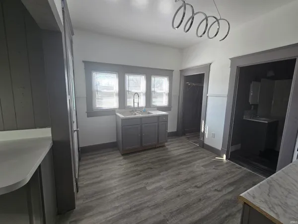 $139,900 | 935 East Monroe Street, Kokomo, IN 46901
