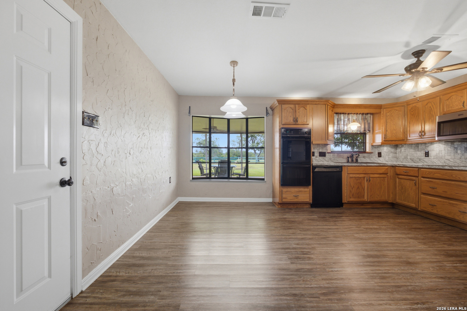 7970 Knowlton Road San Antonio, TX 78263 - Photo 16 of 45