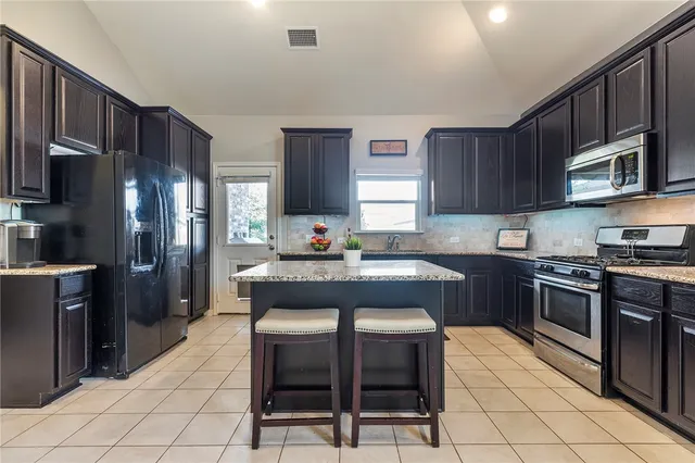 $2,399 | 2436 Republic Trail, Leander, TX 78641