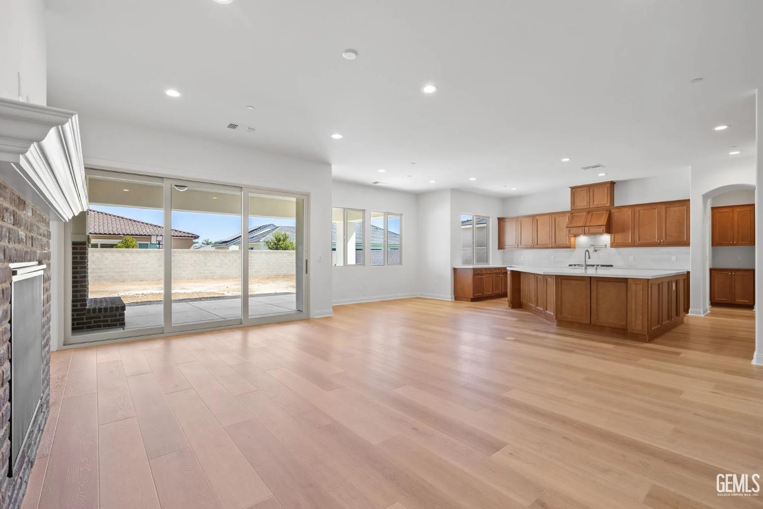 Undisclosed Address Bakersfield, CA 93311 - Photo 19 of 73 Gallery Image 19