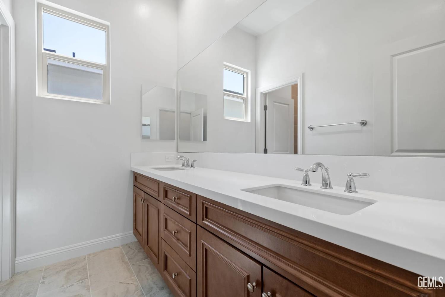 Undisclosed Address Bakersfield, CA 93311 - Photo 32 of 73 Gallery Image 32