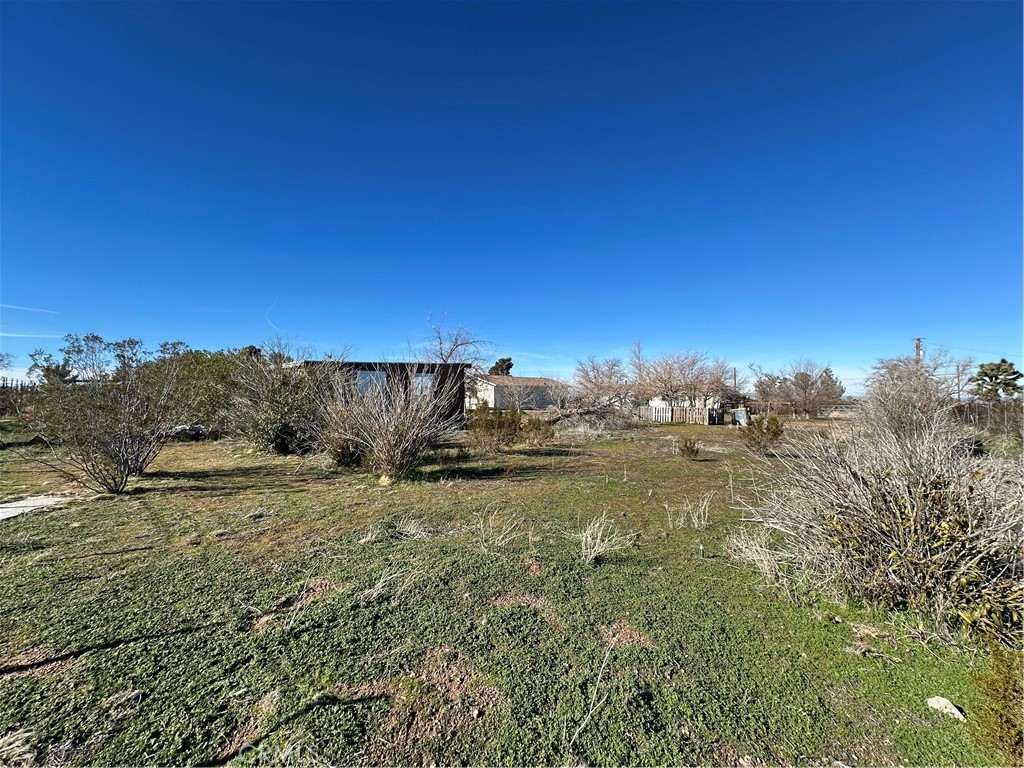 7755 Del Rosa Road Phelan, CA 92371 - Photo 8 of 27