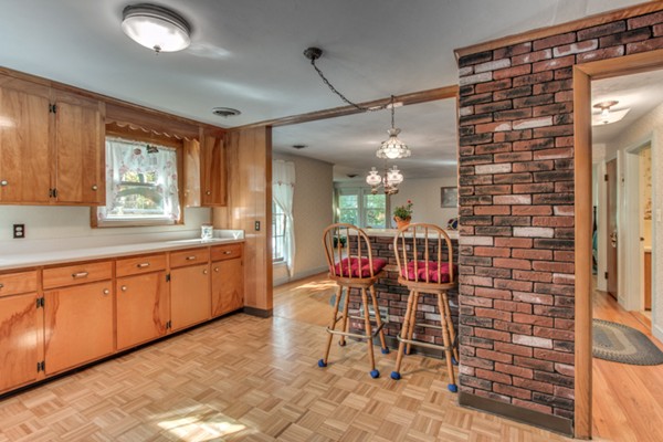 25 Bussell Road Medford, MA 02155 - Photo 16 of 30 Gallery Image 16