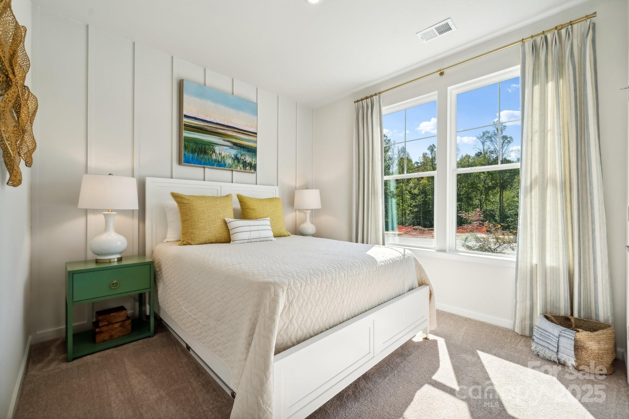6417 Alanbrook Road, Unit 6 Charlotte, NC 28215 - Photo 20 of 25 a bedroom with a bed and a window