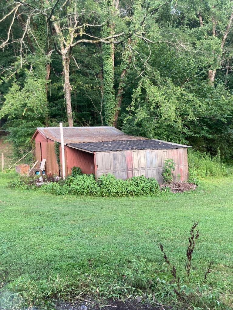 Barn