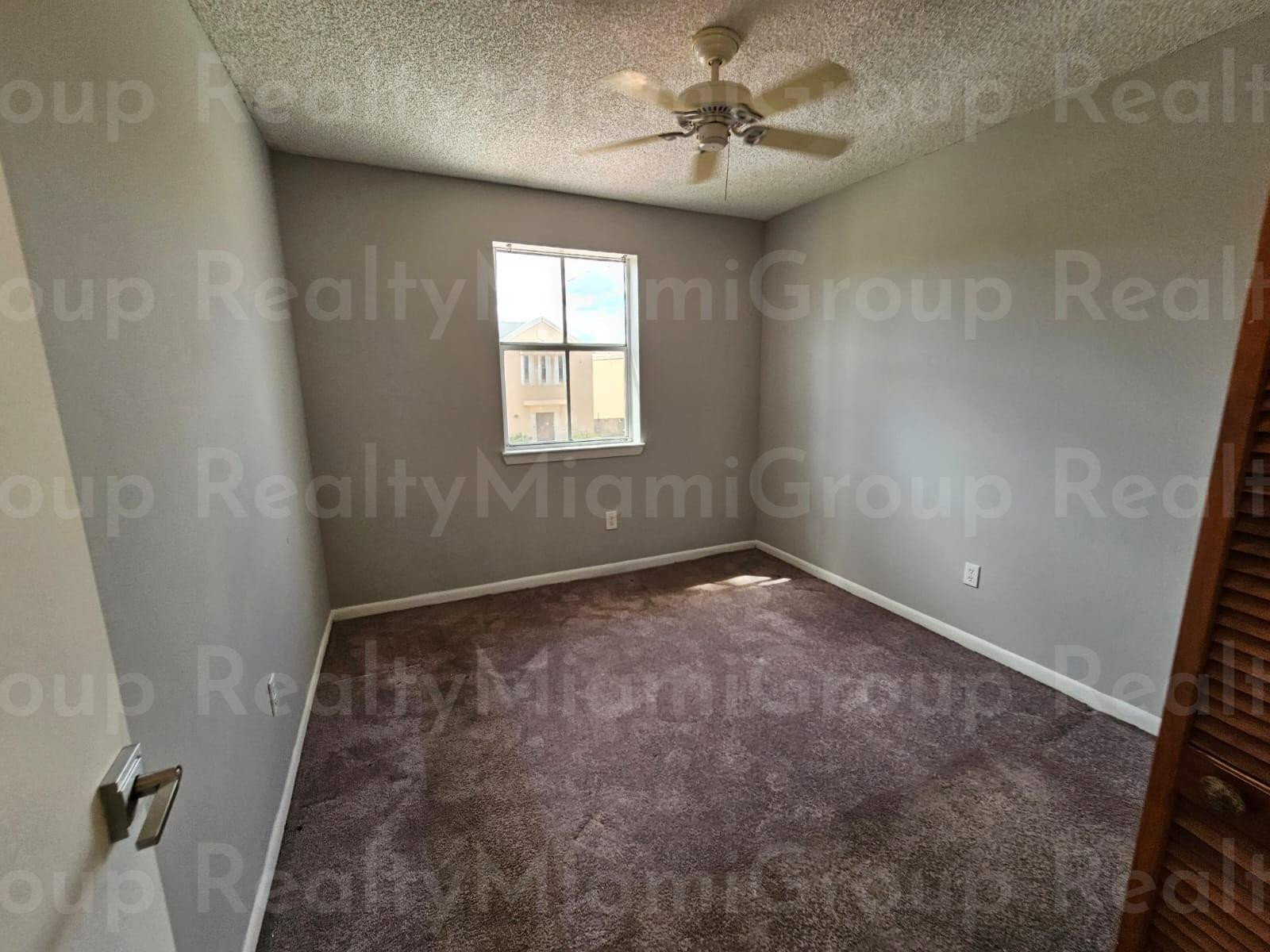 11951 Southwest 271st Terrace, Unit 11951 Homestead, FL 33032 - Photo 14 of 20 Photo 14