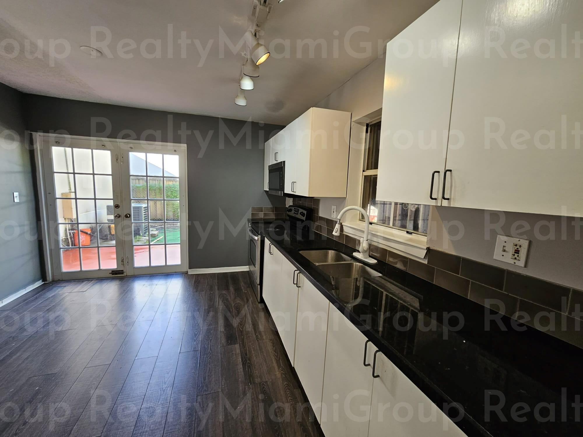 11951 Southwest 271st Terrace, Unit 11951 Homestead, FL 33032 - Photo 7 of 20 Photo 7