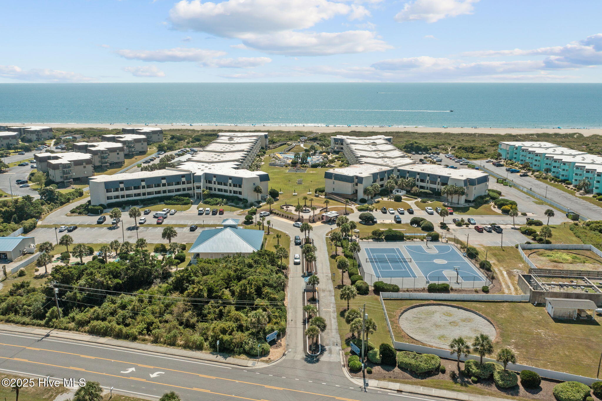 1904 East Fort Macon Road, Unit 182 Atlantic Beach, NC 28512 - Photo 5 of 55 11-web-or-mls-DJI_0996