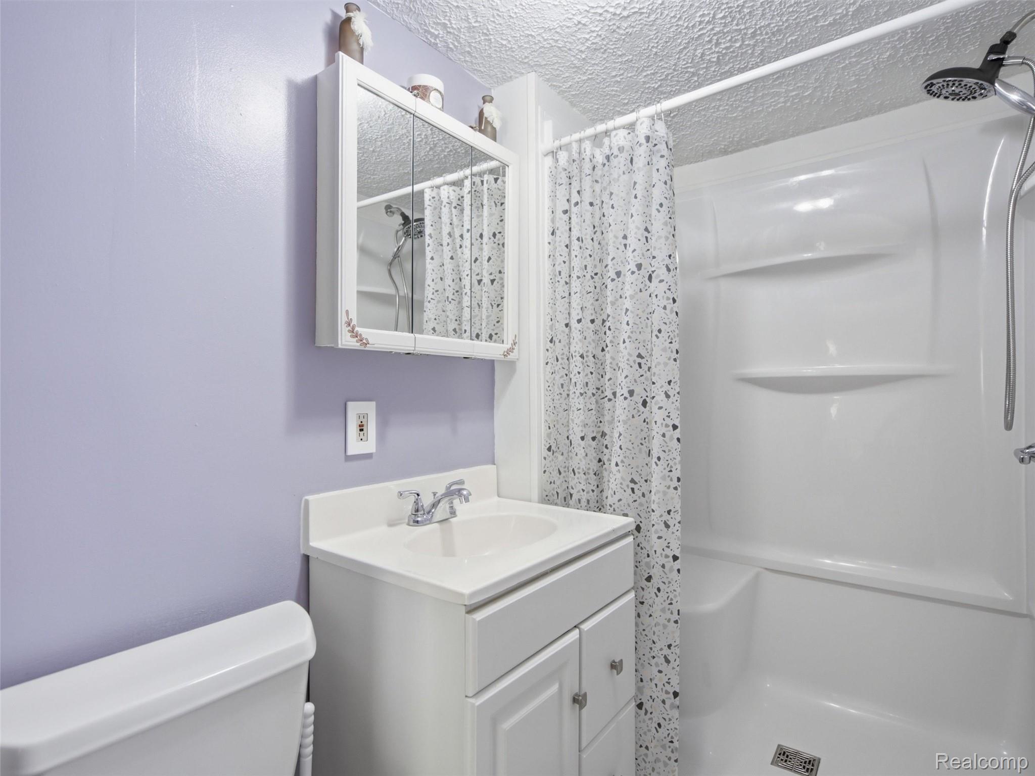2976 Slattery Road Attica, MI 48412 - Photo 20 of 72 065-DSC07085.jpg
